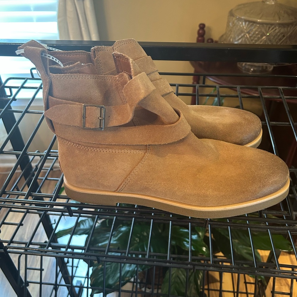 Women’s UGG Tan Ankle Boots with Strap Detail